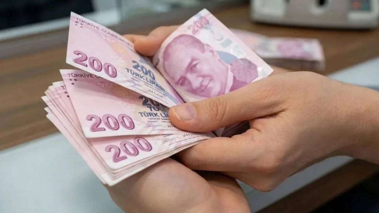 EYT'yi 1 günle kaçıranlara müjde: Kademeli Emeklilik teklifi Meclis'te, EMADDER Ankara’da meydana iniyor! 5